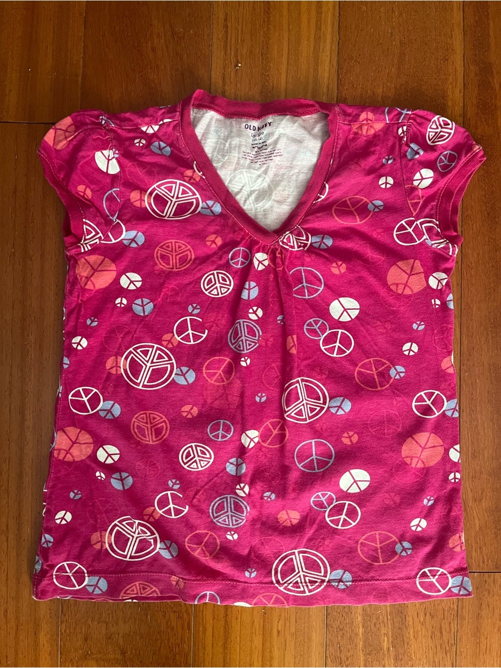 Old Navy Pink V-Neck Tee with Peace Sign Print; Size L (10/12)